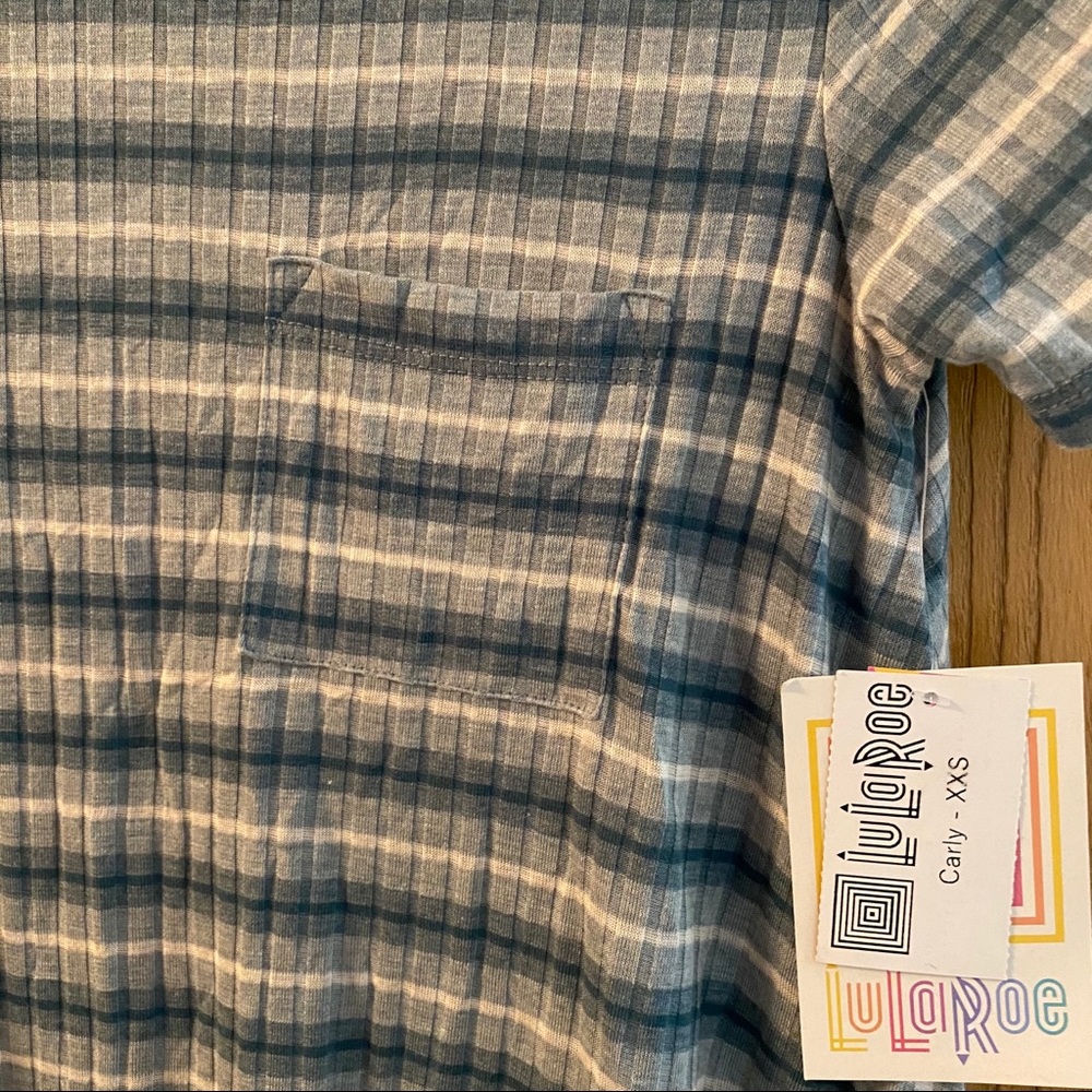 Lularoe Carly Dress - Picture 2 of 3
